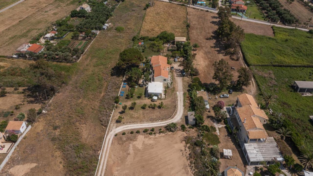 Lazaris Apartments Praia de Almiros Exterior foto